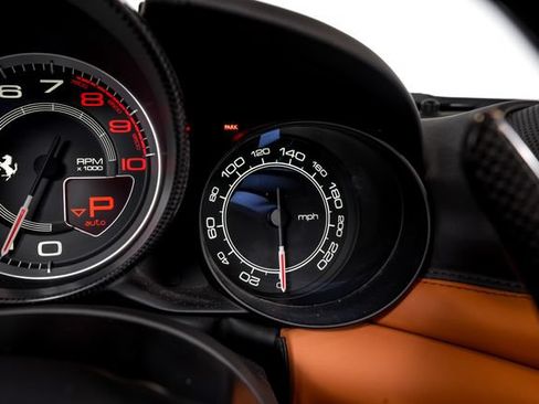 Certified 2016 Ferrari California T RWD image 37