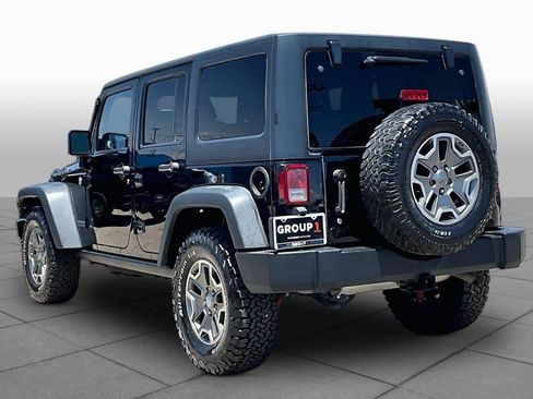 Used 2014 Jeep Wrangler Unlimited Rubicon w/ Connectivity Group AWD/4WD image 11