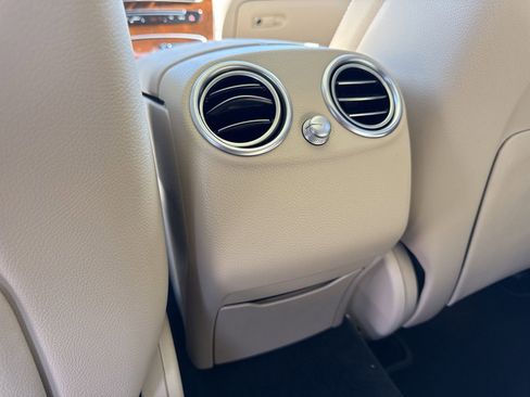 Used 2017 Mercedes-Benz GLC 300 4MATIC image 16