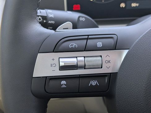 New 2026 Hyundai Tucson Limited FWD image 30