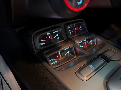 Used 2010 Chevrolet Camaro SS w/ RS Package image 9