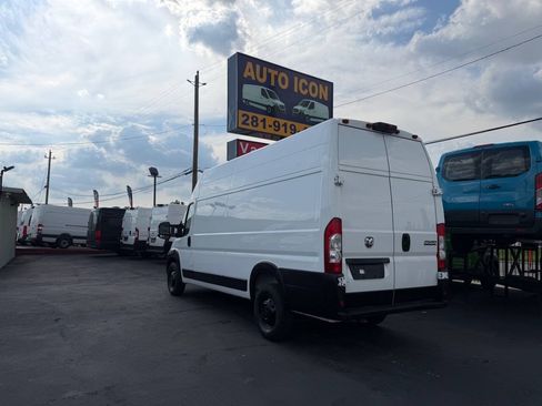 Used 2023 RAM ProMaster 3500 w/ Lane Management Group FWD image 2