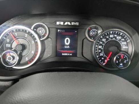 Used 2024 RAM 2500 Big Horn w/ Off Road Package AWD/4WD image 23