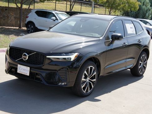 New 2025 Volvo XC60 B5 Plus w/ Protection Package Premier image 2