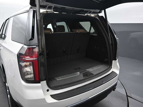 Used 2021 Chevrolet Tahoe Premier AWD/4WD image 26