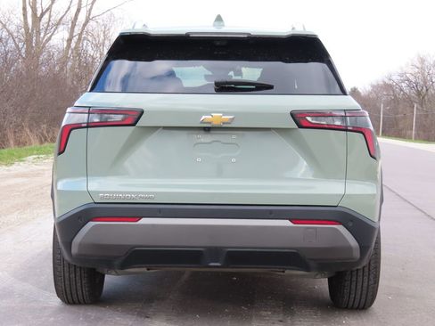 Used 2025 Chevrolet Equinox LT w/ Convenience Package II image 8