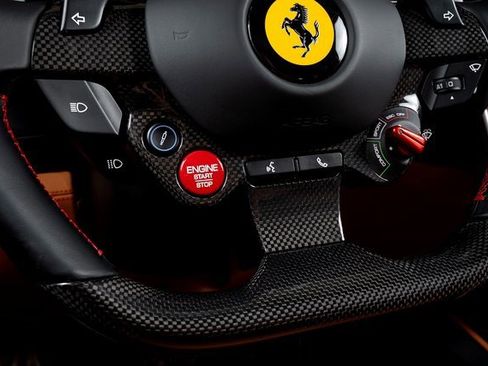 Used 2019 Ferrari Portofino image 34