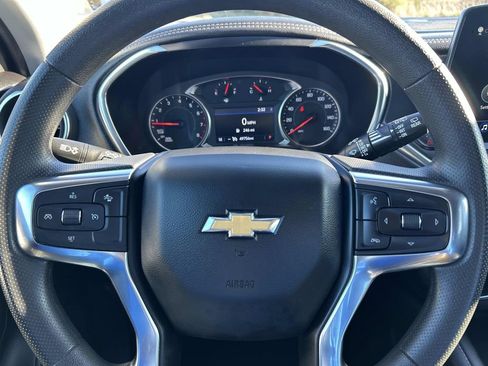 Used 2024 Chevrolet Blazer LT image 29