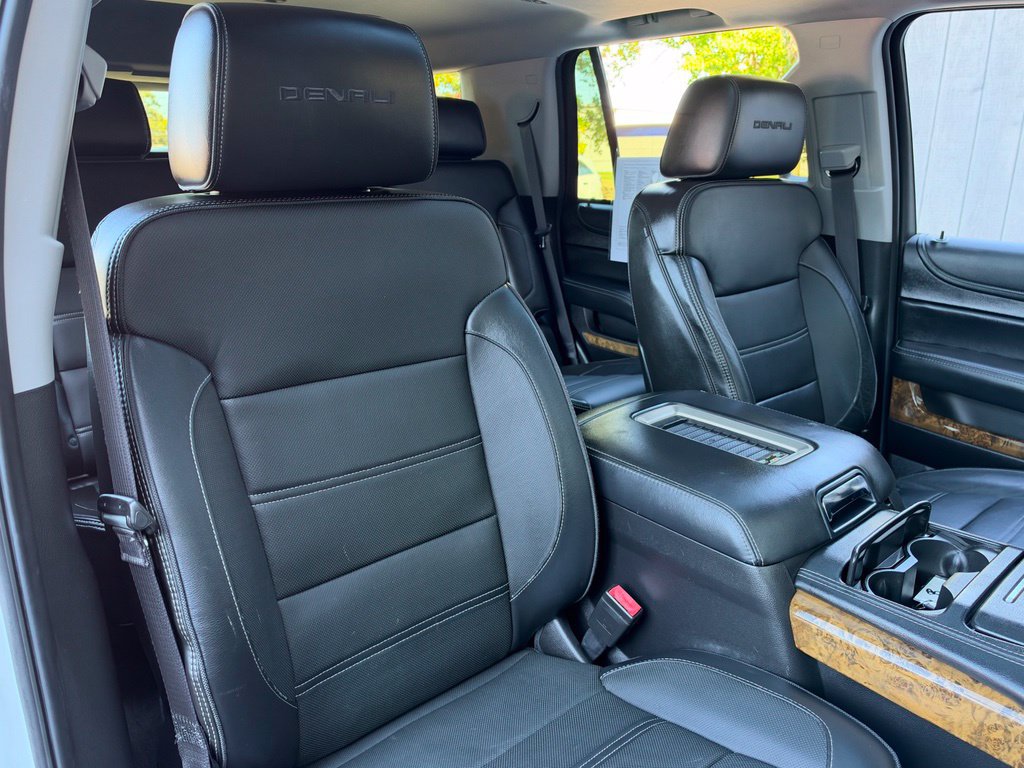 Used 2016 GMC Yukon Denali AWD/4WD image 27