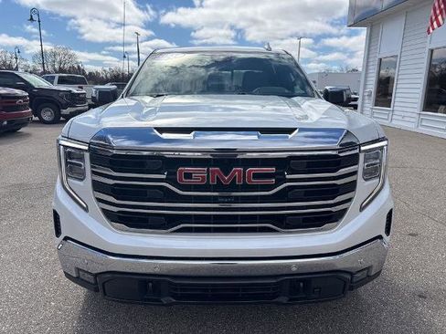 Certified 2022 GMC Sierra 1500 SLT w/ SLT Premium Plus Package AWD/4WD image 2