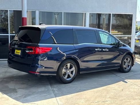 Used 2022 Honda Odyssey EX image 2