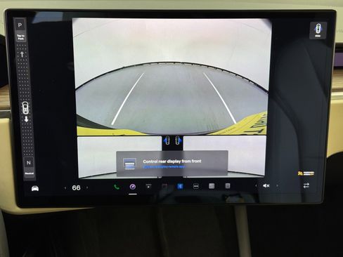 Used 2023 Tesla Model X image 32