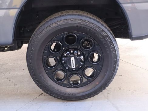 Used 2024 Ford F250 Lariat w/ Lariat Ultimate Package AWD/4WD image 12