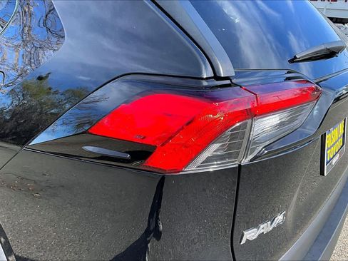 Certified 2024 Toyota RAV4 LE image 28