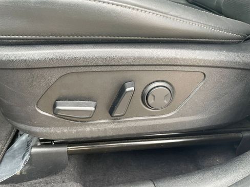 Used 2024 Kia Sorento S image 25