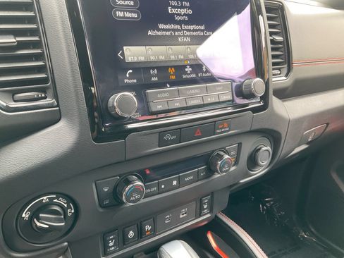 Used 2023 Nissan Frontier PRO-4X w/ Pro Convenience Package AWD/4WD image 32
