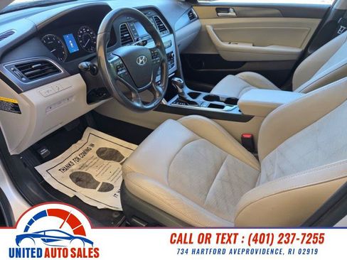 Used 2015 Hyundai Sonata Sport w/ Option Group 03 FWD image 9