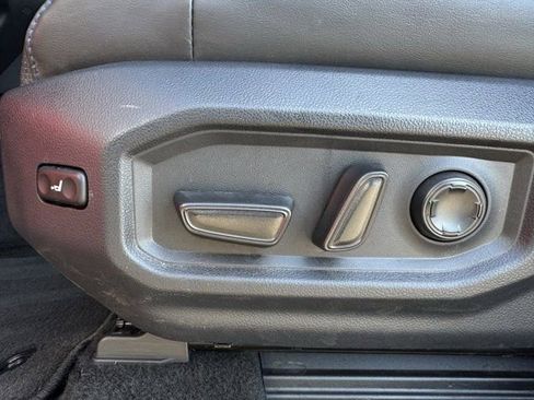 Used 2025 Toyota Tundra Platinum image 30