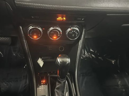 Used 2019 MAZDA CX-3 Touring w/ Preferred Equipment Package FWD image 16