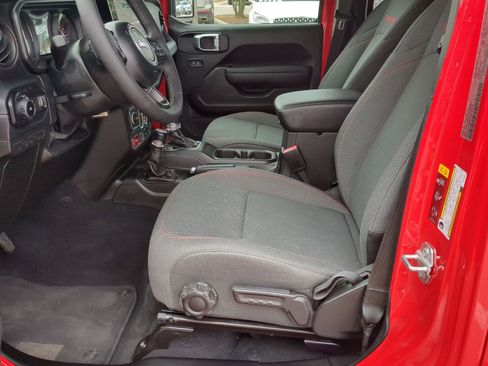 Used 2026 Jeep Wrangler Unlimited Rubicon image 10