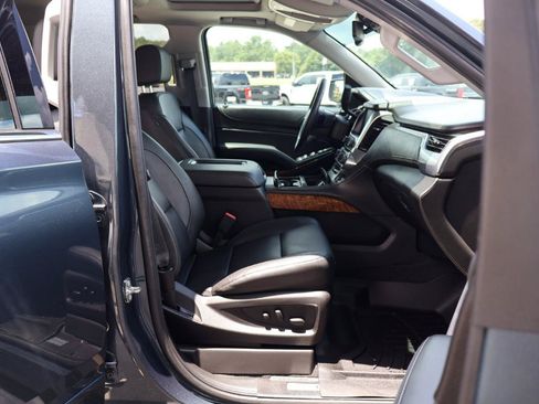 Used 2020 Chevrolet Tahoe Premier RWD image 11