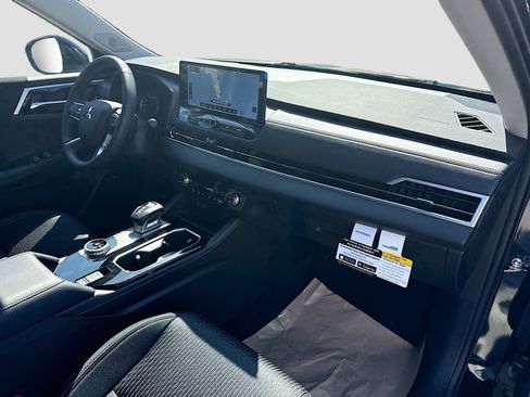 New 2026 Mitsubishi Outlander ES image 29