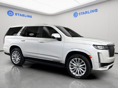 Used 2022 Cadillac Escalade Luxury image 13