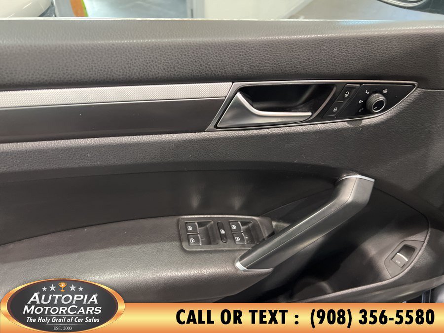 Used 2017 Volkswagen Passat 1.8T R-Line FWD image 14