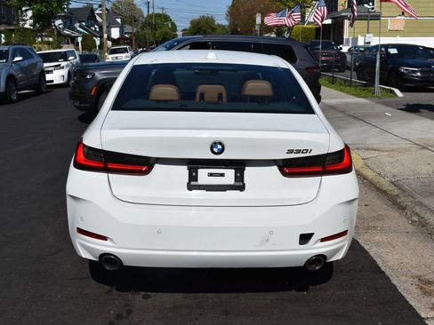 Used 2024 BMW 330i Sedan w/ Convenience Package RWD image 7
