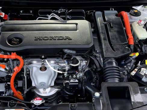 Used 2024 Honda Accord Sport image 32