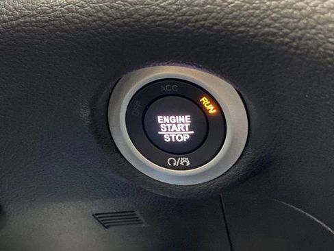 New 2026 Chrysler Pacifica Limited w/ Trailer Tow Group image 47