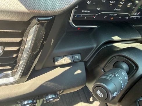 Used 2024 GMC Sierra 1500 Denali w/ Denali Reserve Package AWD/4WD image 19