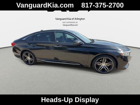 Used 2021 Honda Accord Touring image 10