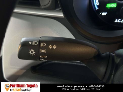 Used 2026 Toyota Sienna LE FWD image 34