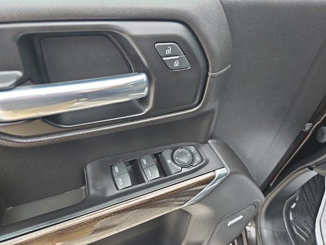 Used 2020 Chevrolet Silverado 1500 RST AWD/4WD image 23