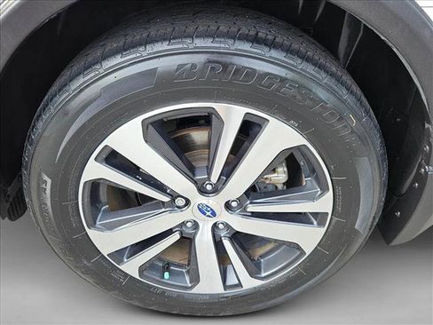 Used 2019 Subaru Outback 3.6R Limited w/ Popular Package #2 AWD/4WD image 24