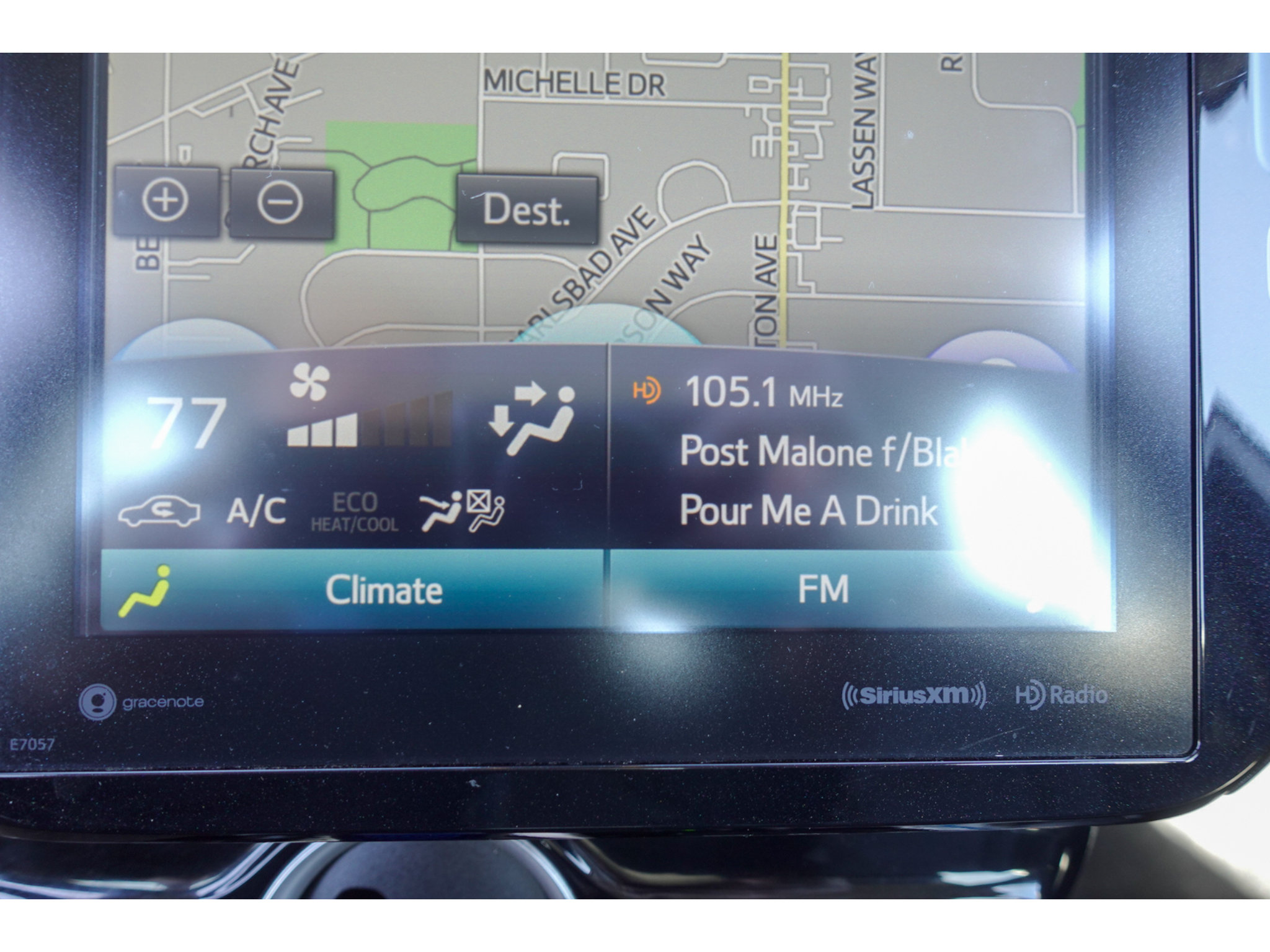 Used 2022 Toyota Prius Prime XLE FWD image 18