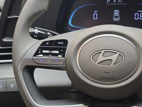 New 2026 Hyundai Elantra SEL Sport Premium FWD image 15