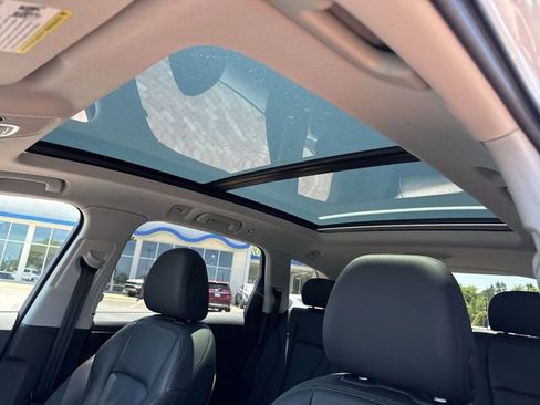 Used 2022 Audi Q7 3.0T Premium AWD/4WD image 23