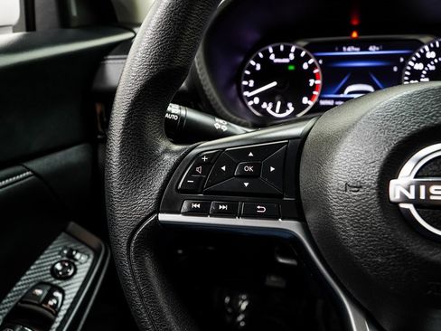 Used 2024 Nissan Sentra SV image 29