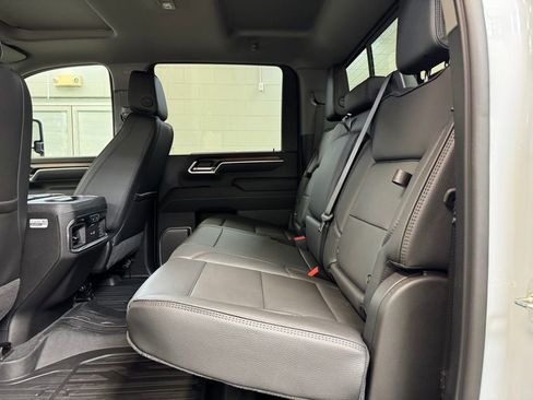 New 2026 GMC Sierra 3500 Denali w/ Technology Package AWD/4WD image 17