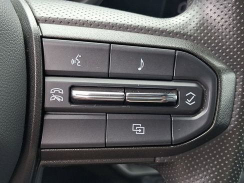 Certified 2024 Chevrolet Colorado Trail Boss w/ Technology Package AWD/4WD image 21
