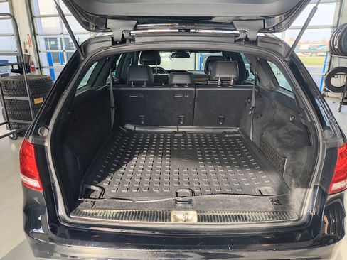 Used 2016 Mercedes-Benz E 350 4MATIC Wagon image 7