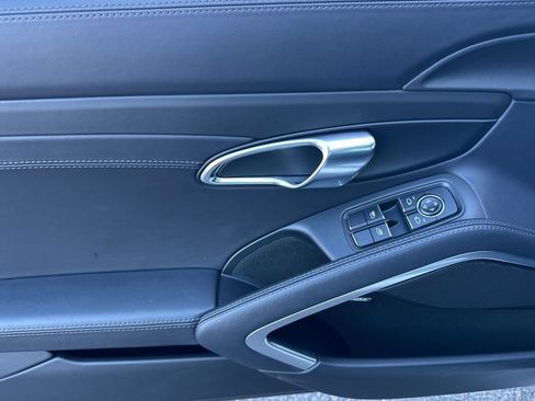 Used 2019 Porsche 911 Carrera GTS image 12