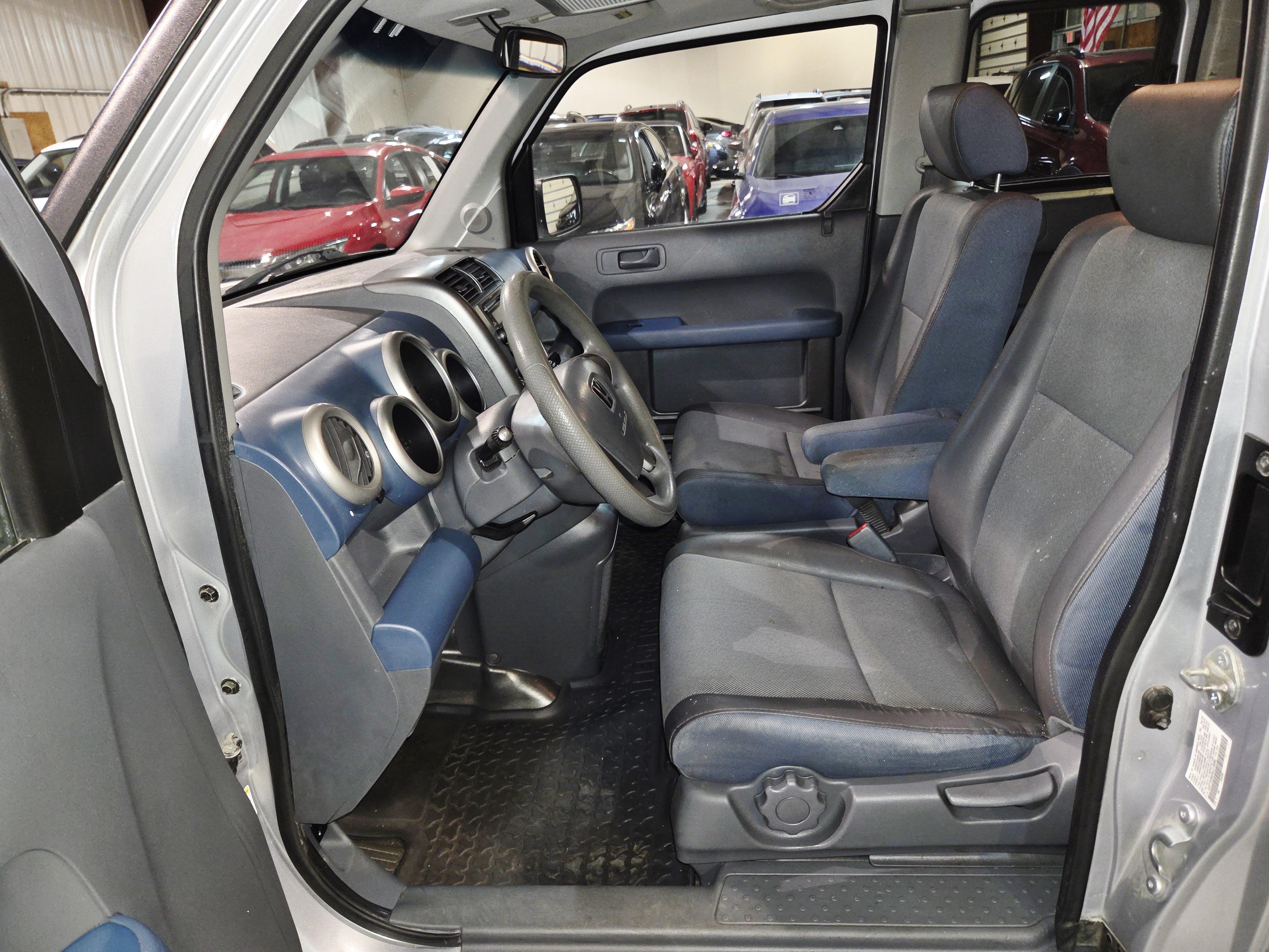 Used 2004 Honda Element EX image 14