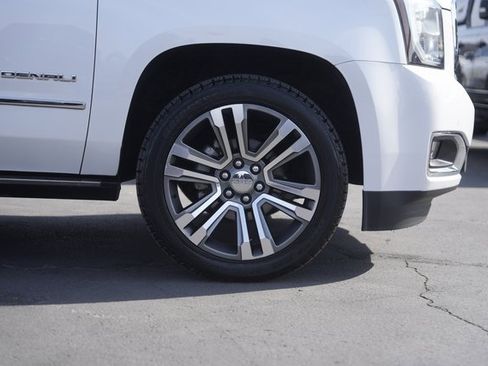 Used 2018 GMC Yukon Denali w/ Denali Ultimate Package image 4