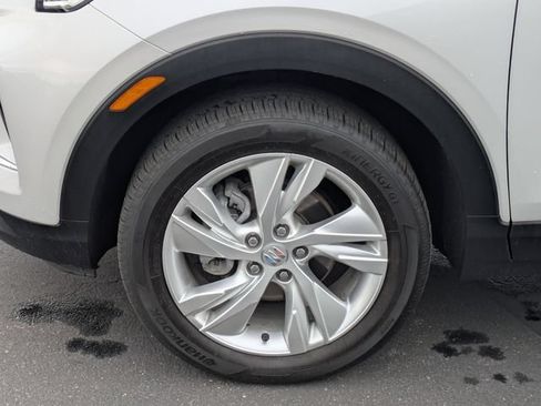 Certified 2024 Buick Encore GX Preferred AWD/4WD image 10