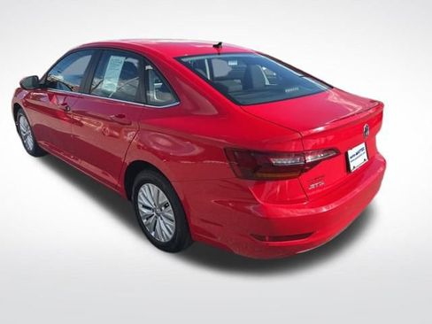 Used 2019 Volkswagen Jetta S image 3