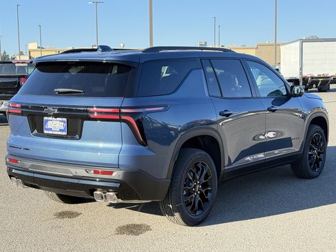 New 2026 Chevrolet Traverse LT w/ Midnight/Sport Edition image 5