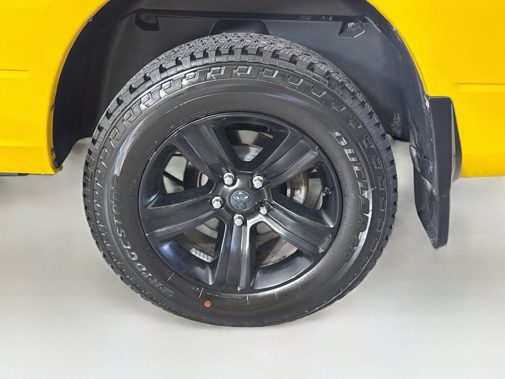 Used 2016 RAM 1500 Sport w/ Stinger Yellow Sport Package AWD/4WD image 32